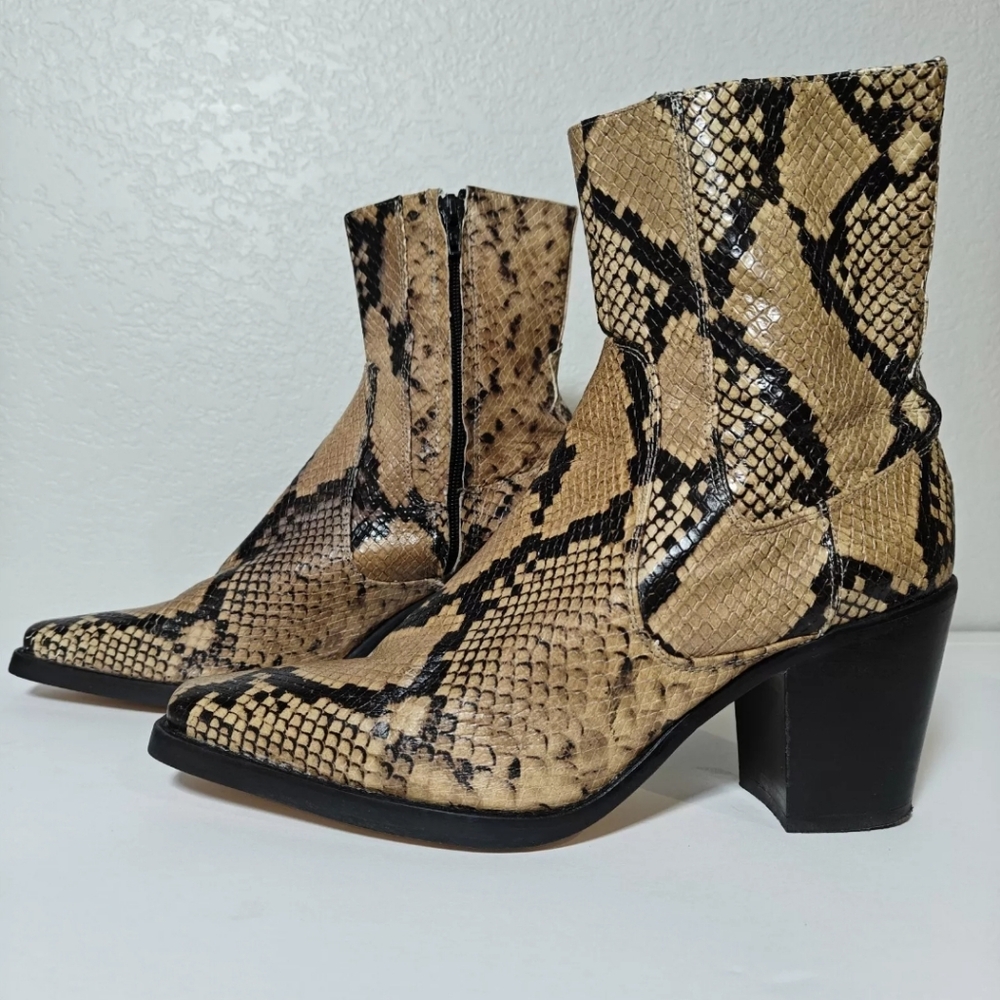 Zara Basic Leather Snake Skin Square Tow Chunky Heeled Boots Size 9